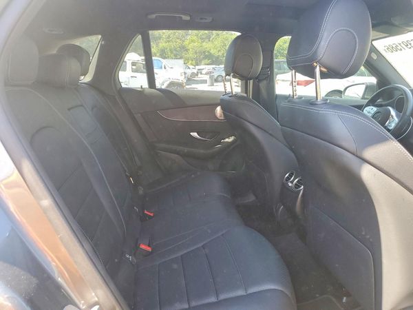 2021 MERCEDES-BENZ GLC GLC300-4M