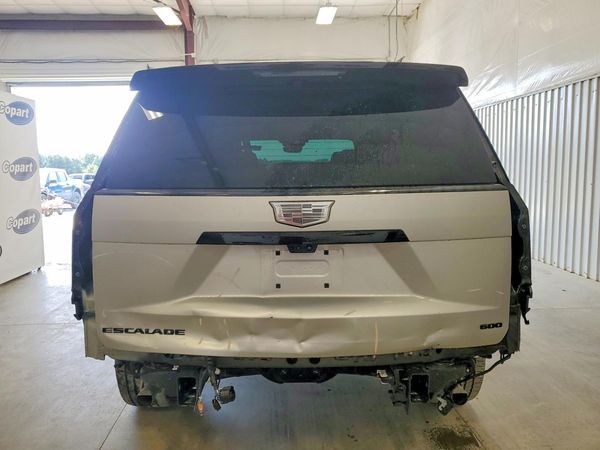 2025 CADILLAC ESCALADE
