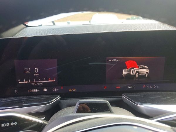 2025 CADILLAC ESCALADE