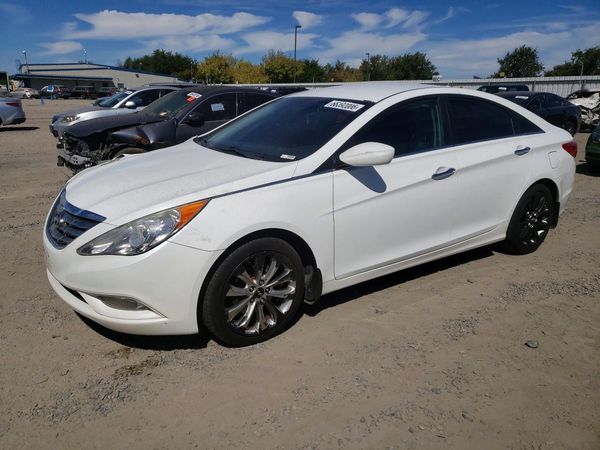 2012 HYUNDAI SONATA Middle level