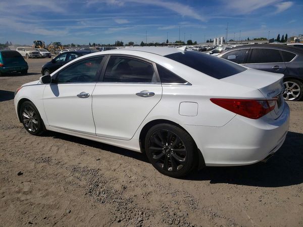 2012 HYUNDAI SONATA Middle level