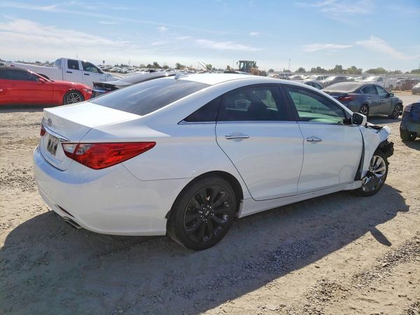 2012 HYUNDAI SONATA Middle level
