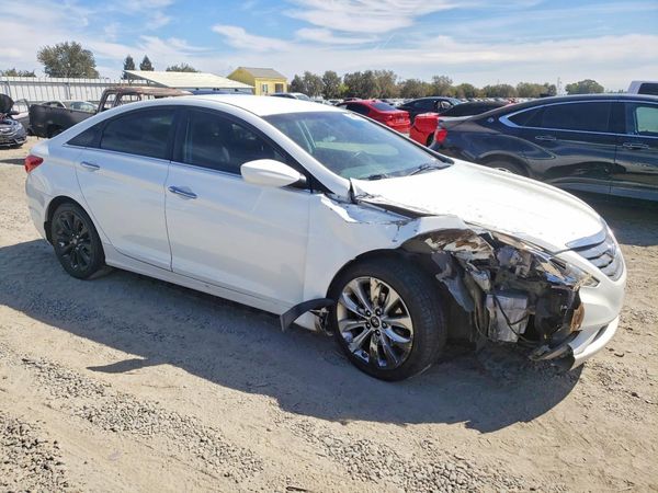2012 HYUNDAI SONATA Middle level