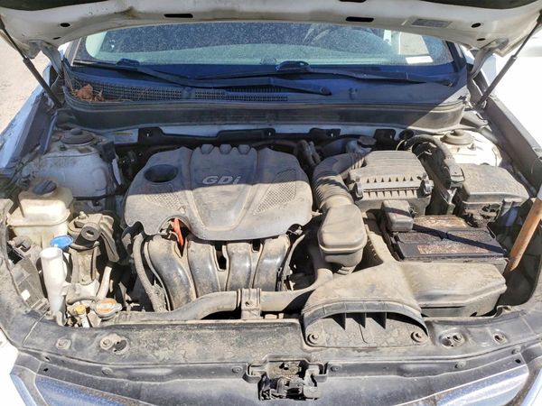 2012 HYUNDAI SONATA Middle level