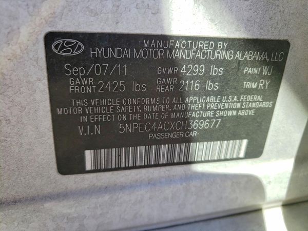 2012 HYUNDAI SONATA Middle level