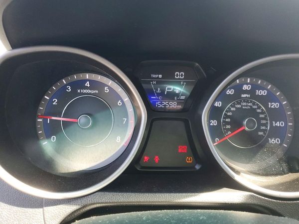 2016 HYUNDAI ELANTRA