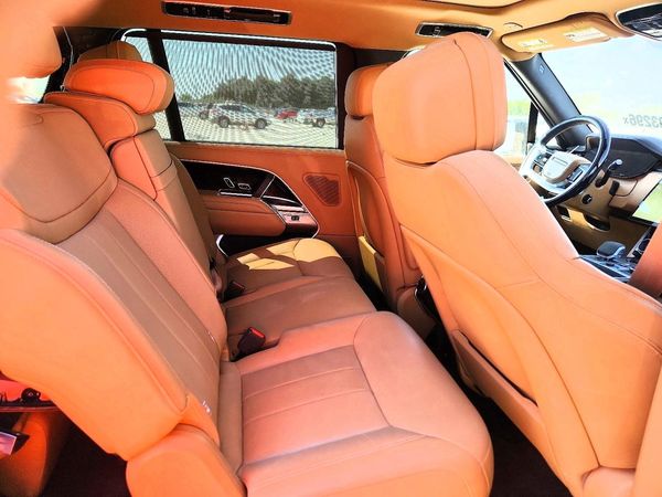 2023 LAND ROVER RANGE ROVER SE