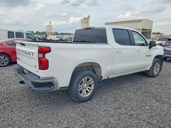 2022 CHEVROLET SILVERADO LT