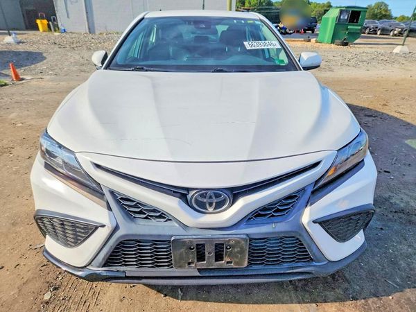 2021 TOYOTA CAMRY