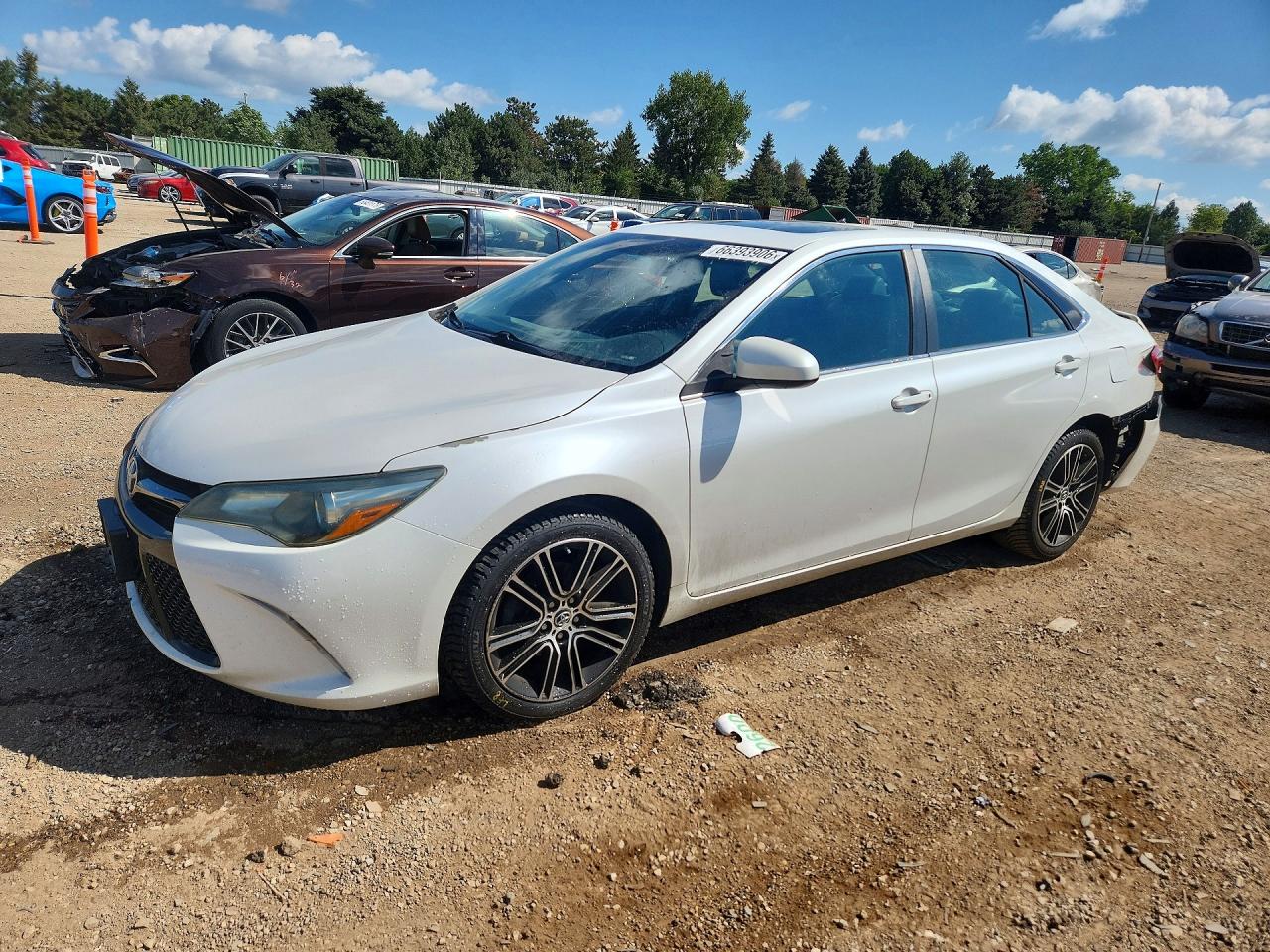 2016 TOYOTA CAMRY
