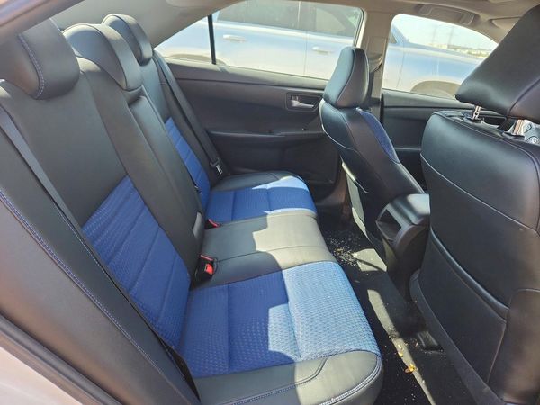 2016 TOYOTA CAMRY