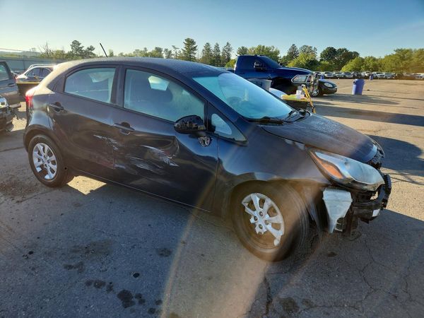 2013 KIA RIO 5-DOOR EX / SX — Passenger 3/4