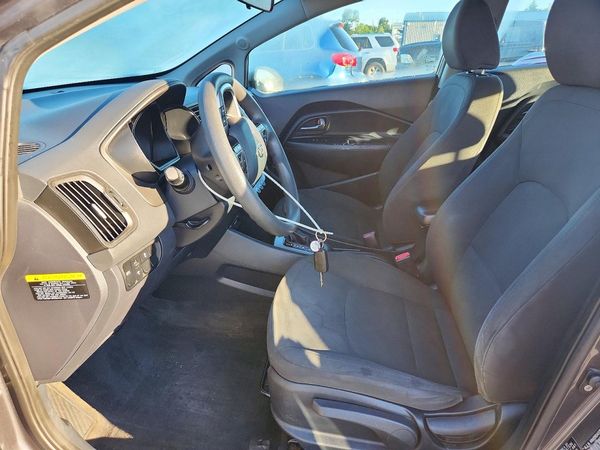 2013 KIA RIO 5-DOOR EX / SX — DENT