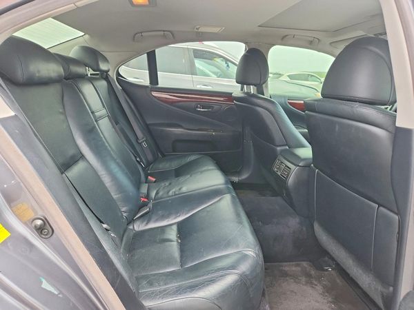 2012 LEXUS LS 460