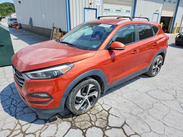 2016 HYUNDAI TUCSON