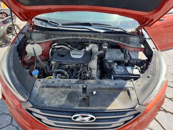 2016 HYUNDAI TUCSON