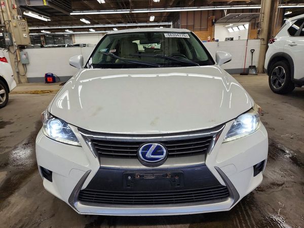 2014 LEXUS CT 200h