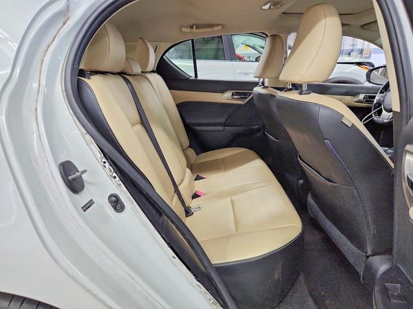 2014 LEXUS CT 200h