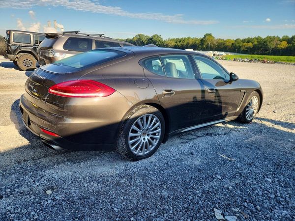 2014 PORSCHE PANAMERA Base (2WD), 4 (4WD)