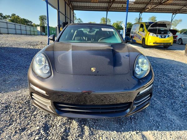 2014 PORSCHE PANAMERA Base (2WD), 4 (4WD)