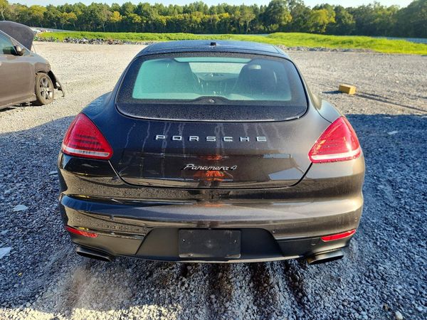 2014 PORSCHE PANAMERA Base (2WD), 4 (4WD)