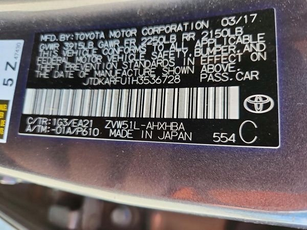 2017 TOYOTA PRIUS