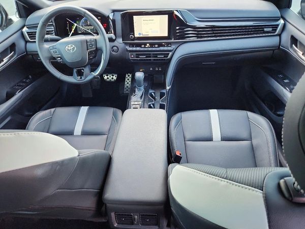 2026 TOYOTA CAMRY