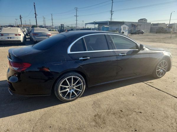 2022 MERCEDES-BENZ E E350