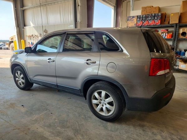 2013 KIA SORENTO Base / LX