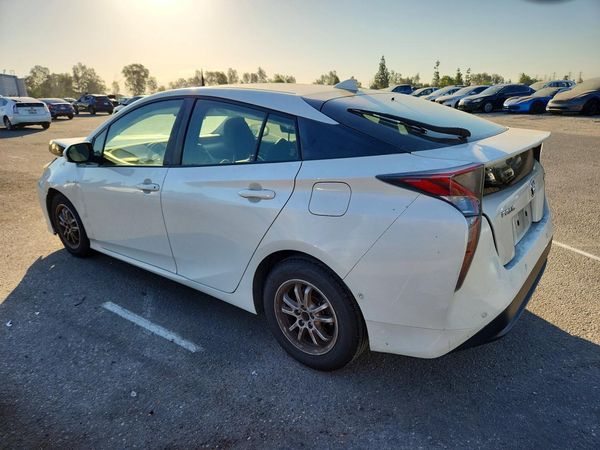 2018 TOYOTA PRIUS