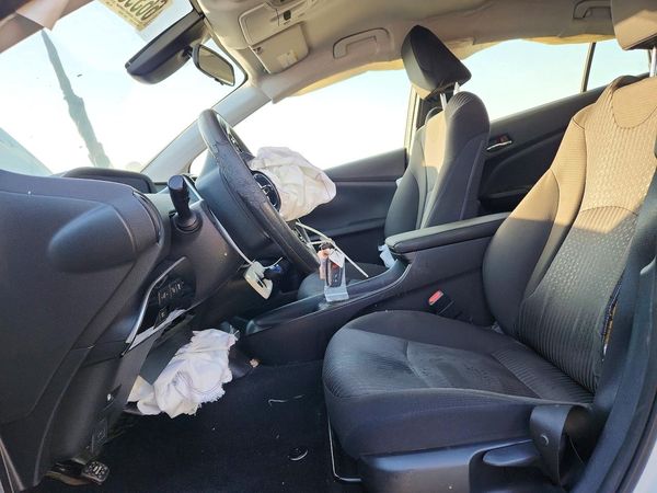 2018 TOYOTA PRIUS