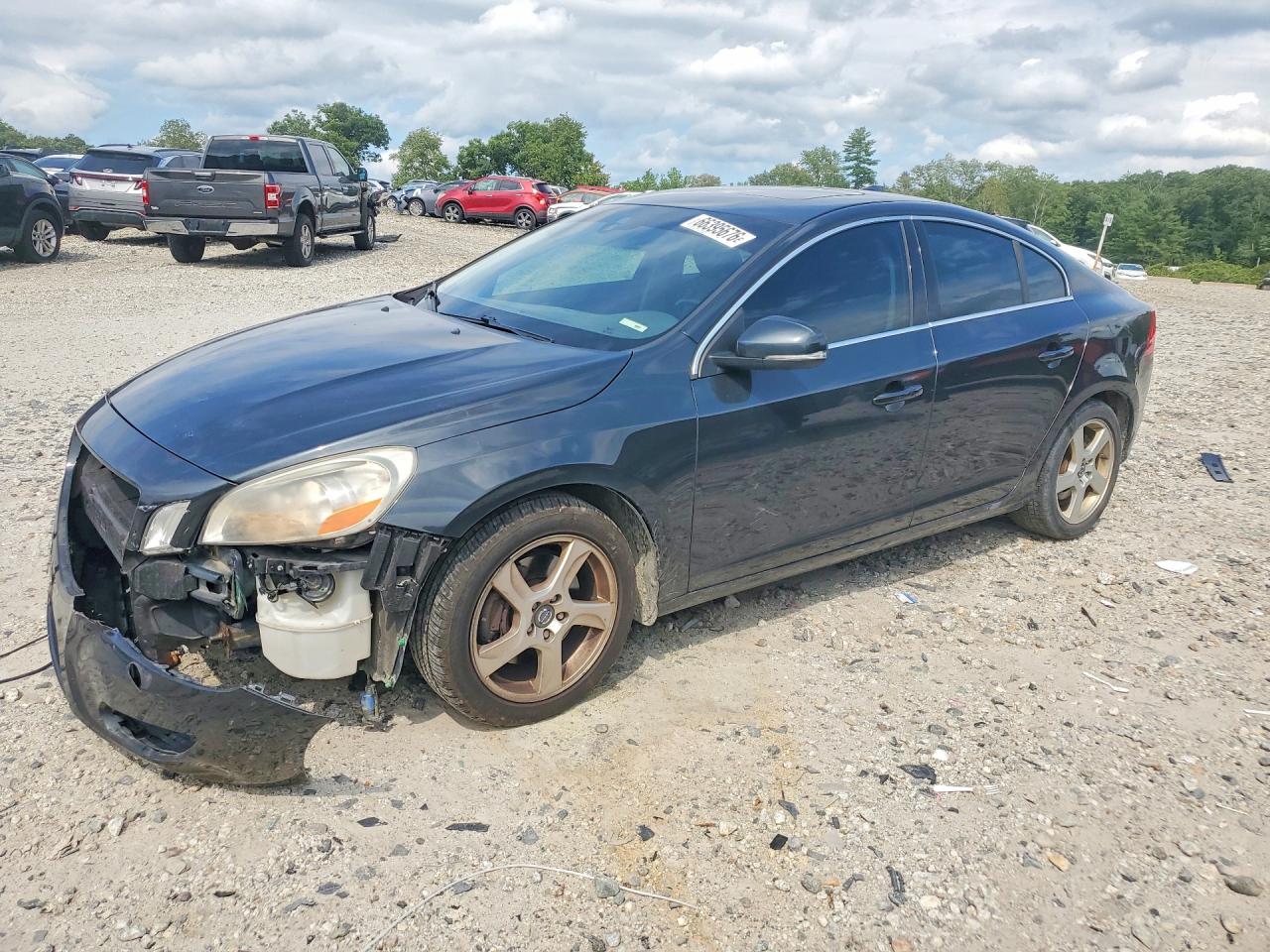 2013 VOLVO S60