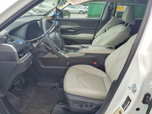 2026 TOYOTA GRAND HIGHLANDER