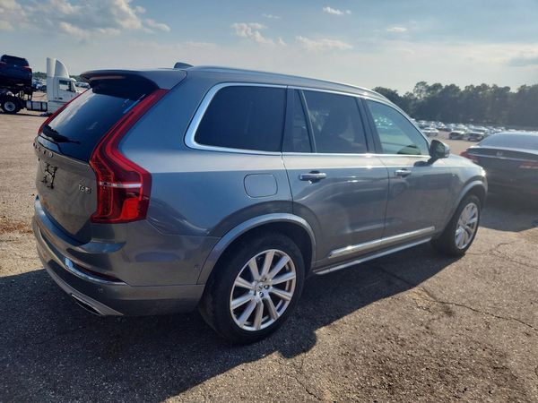 2017 VOLVO XC90 Inscription