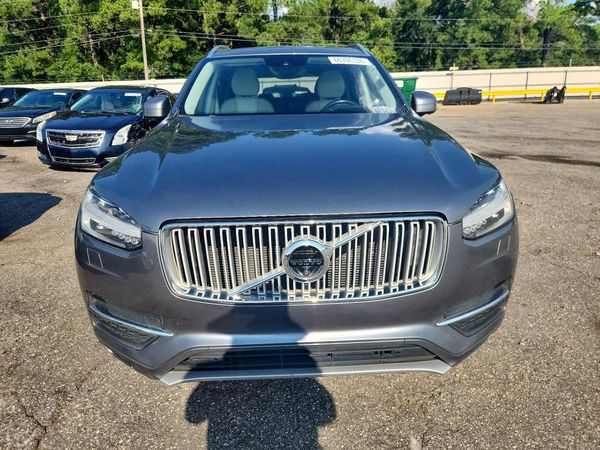2017 VOLVO XC90 Inscription