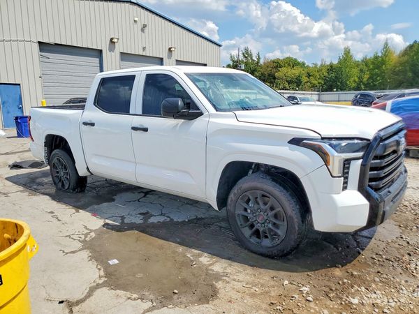 2026 TOYOTA TUNDRA