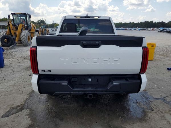 2026 TOYOTA TUNDRA
