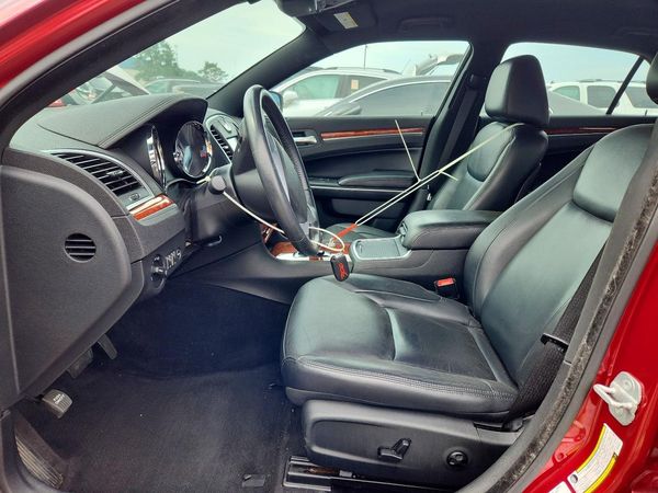 2014 CHRYSLER 300