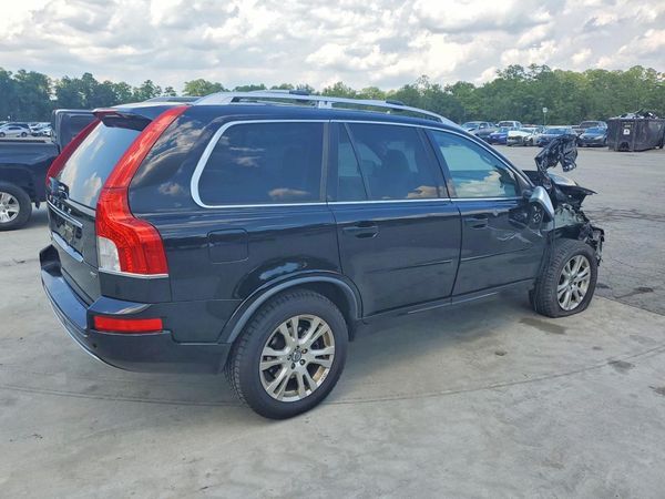2013 VOLVO XC90