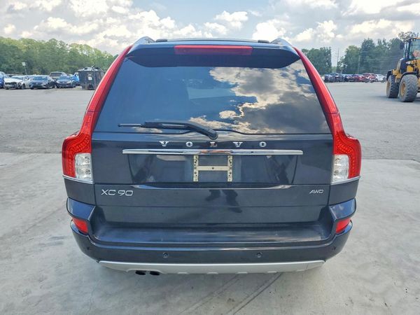 2013 VOLVO XC90