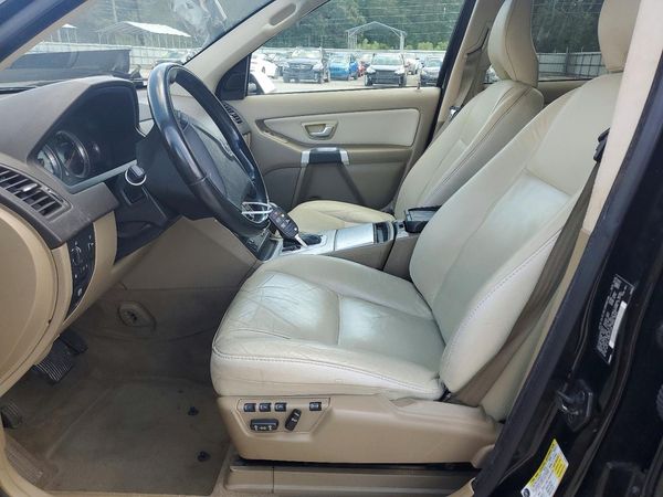 2013 VOLVO XC90