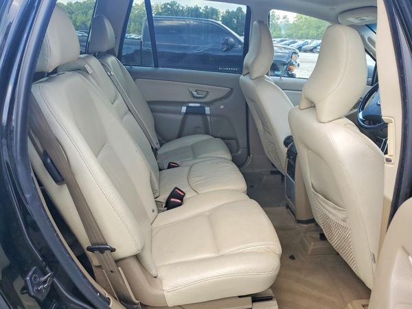 2013 VOLVO XC90