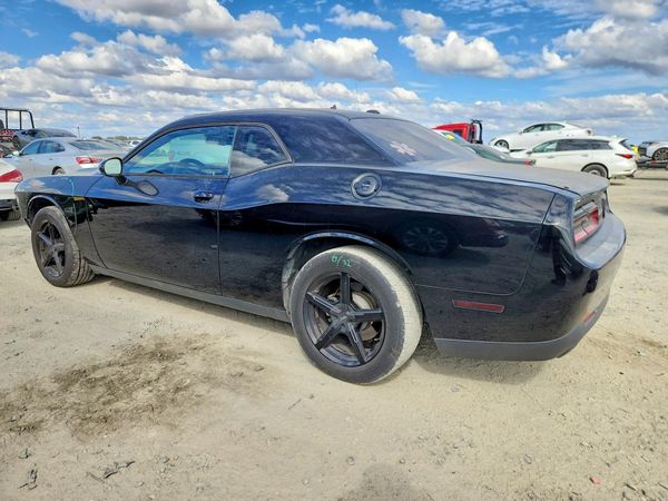 2016 DODGE CHALLENGER SXT — DSRA
