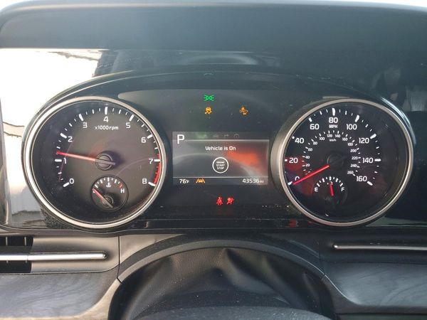 2024 KIA CARNIVAL