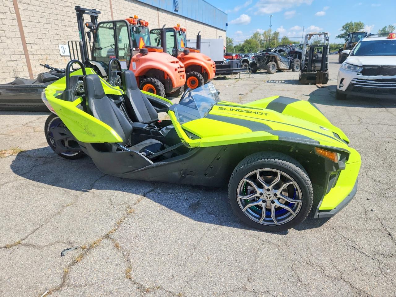 2023 POLARIS SLINGSHOT