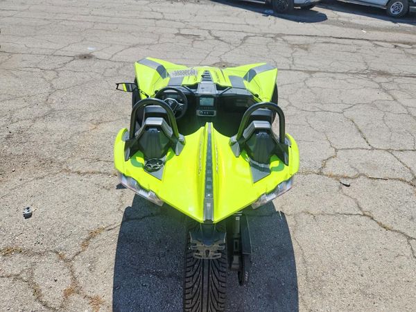 2023 POLARIS SLINGSHOT