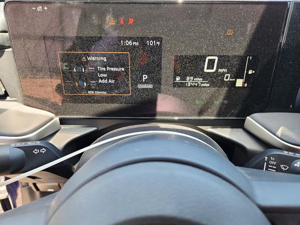 2025 NISSAN KICKS