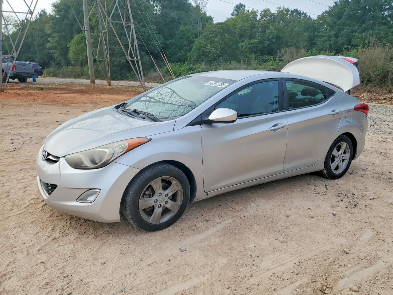2013 HYUNDAI ELANTRA