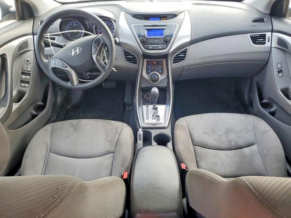 2013 HYUNDAI ELANTRA