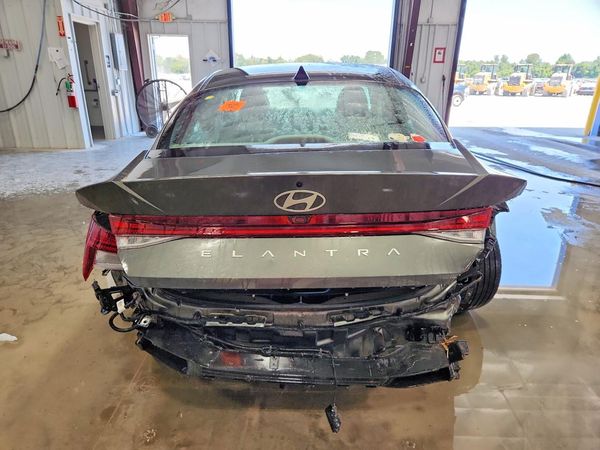 2024 HYUNDAI ELANTRA SEL w/ Convenience Pkg — DIRR
